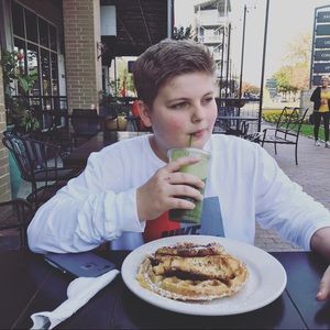 Meet your Posher, Gabriel